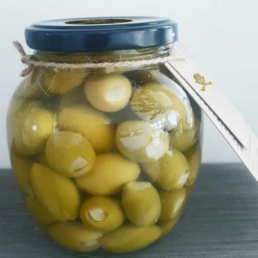 Stuffed Green Olives with Garlic. 370ML GLASS JAR