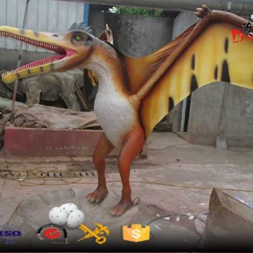 Standing pterosaur simulation animatronic dinosaur