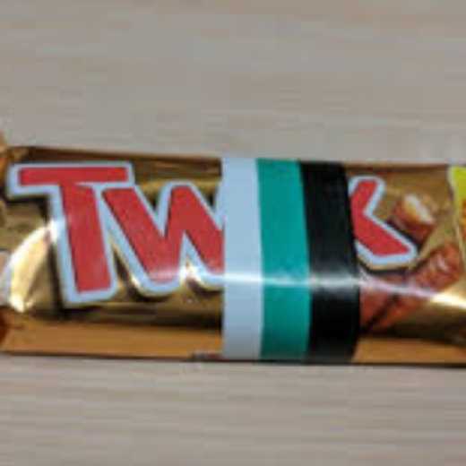 Twix 50g/ Snickers 51g Chocolate 