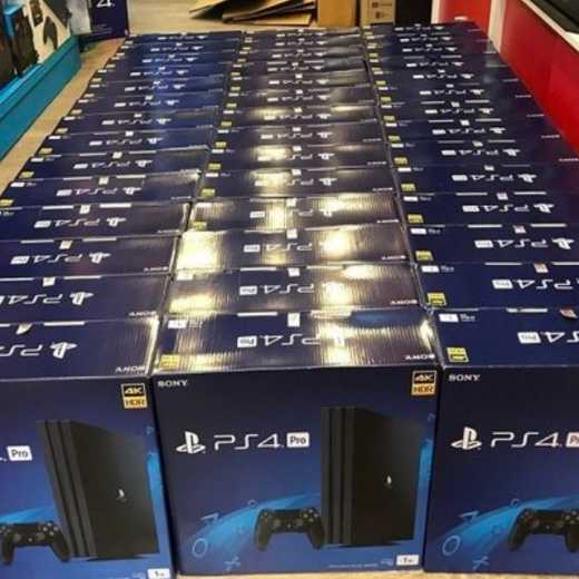 Playstation 4 PS4 Pro 1TB