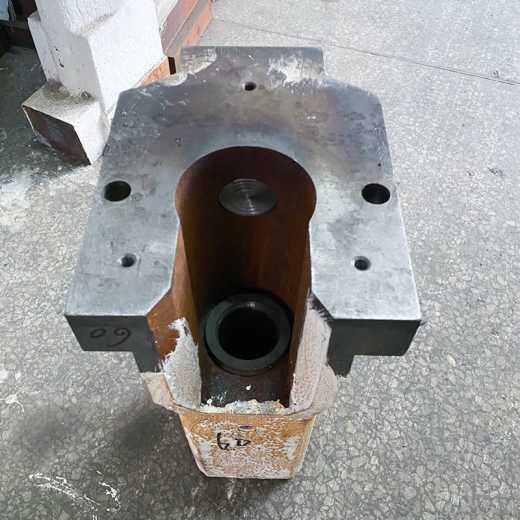 Industrial gooseneck pot, material pot, casting pot zinc alloy die casting machine accessories