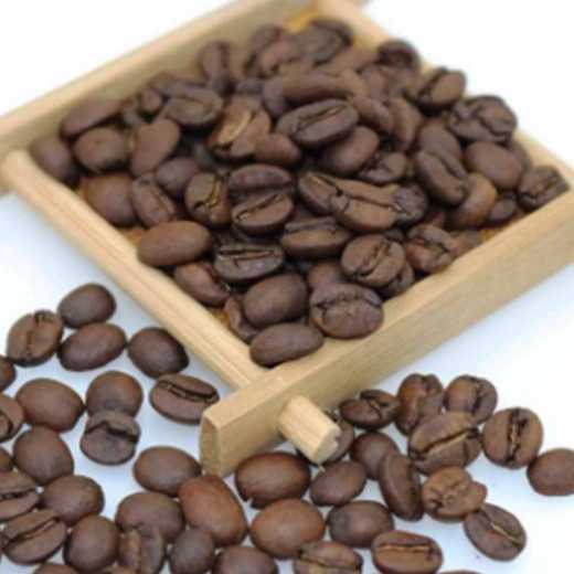 Dried arabica coffee beans