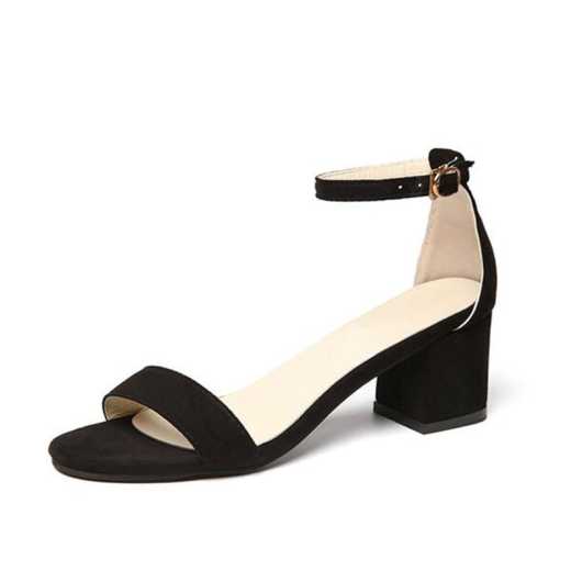 Open-toe Roman chunky sandals are stylish and versatile